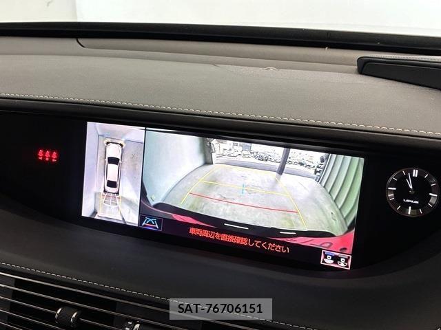 Lexus LS 2017-12 7617668-4