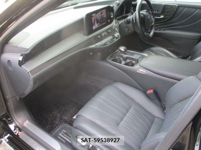 Lexus LS 2023-06 7617667-16