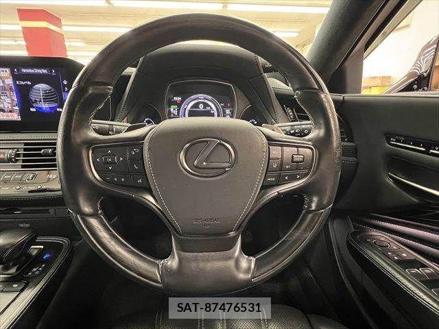Lexus LS 2021-04 7617669-9