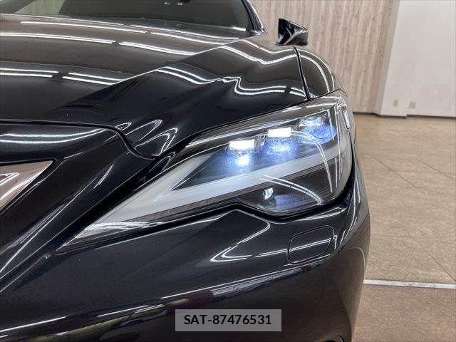 Lexus LS 2021-04 7617669-10