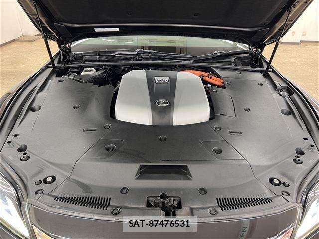 Lexus LS 2021-04 7617669-27