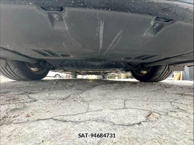 Lexus LS 2020-11 7725087-10