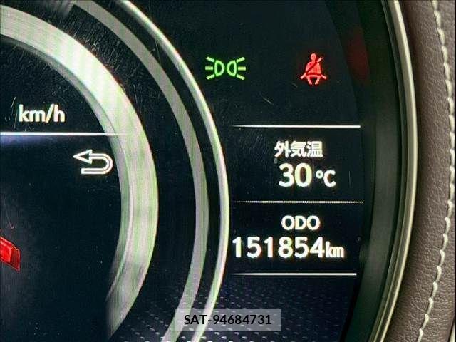 Lexus LS 2020-11 7725087-25