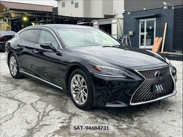Lexus LS 2020-11 7725087-3