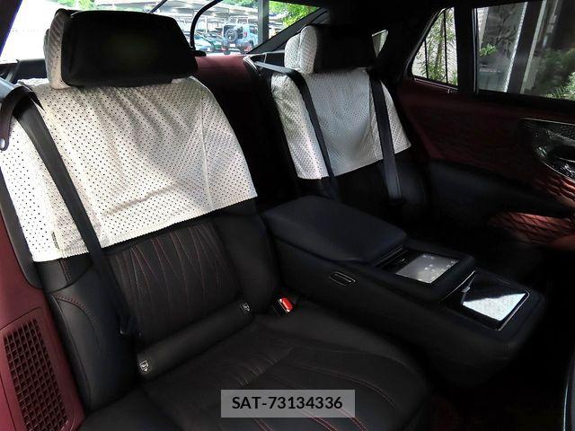 Lexus LS 2023-03 7786514-23