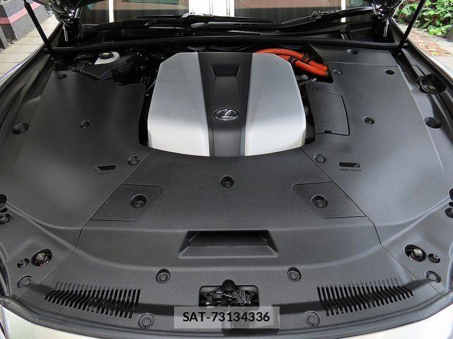 Lexus LS 2023-03 7786514-26