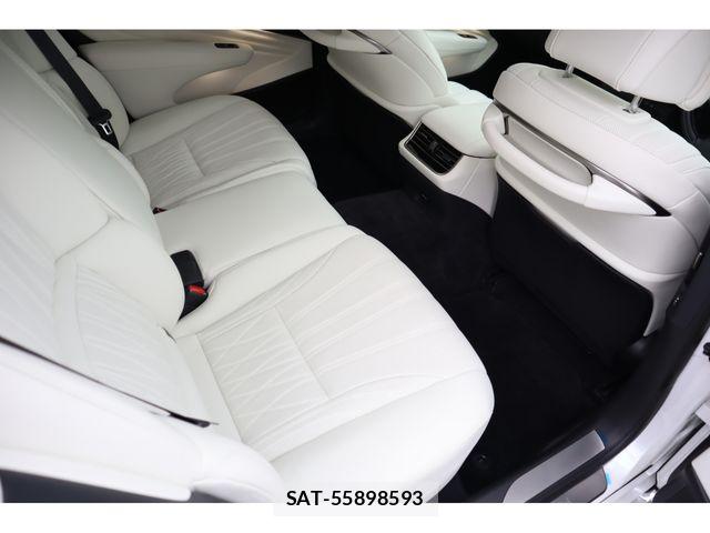 Lexus LS 2024-07 7902856-10