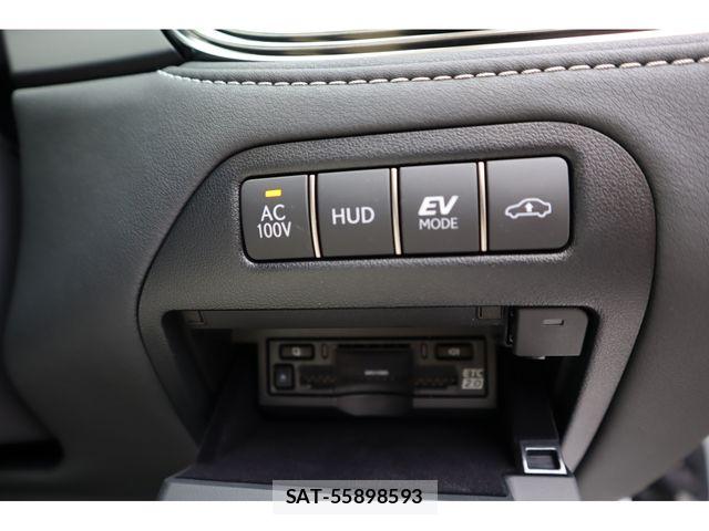 Lexus LS 2024-07 7902856-18