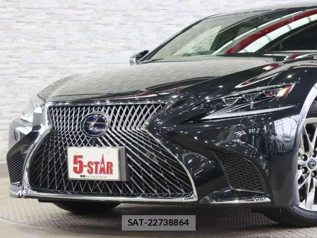 Lexus LS 2017-12 8036442-16