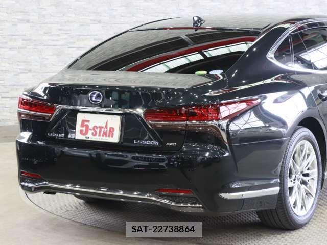 Lexus LS 2017-12 8036442-18