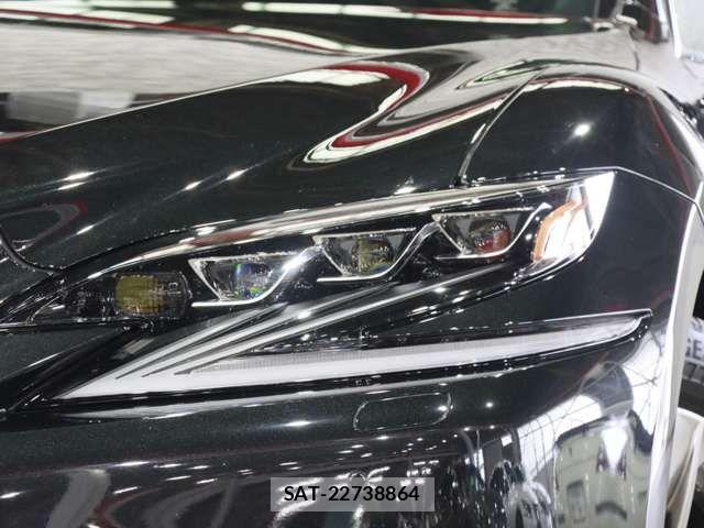 Lexus LS 2017-12 8036442-6