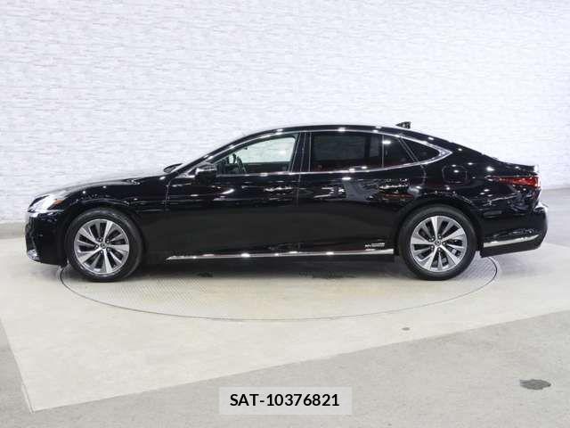 Lexus LS 2018-03 8036443-11