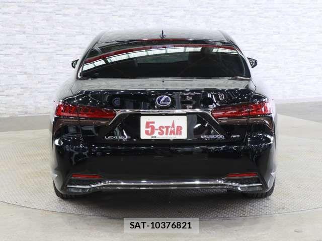 Lexus LS 2018-03 8036443-13