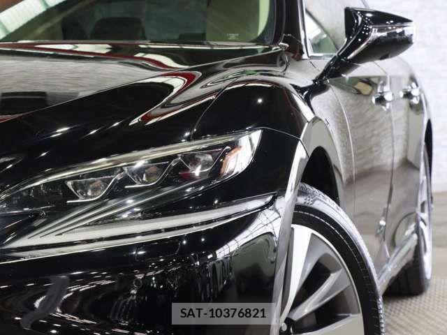 Lexus LS 2018-03 8036443-15