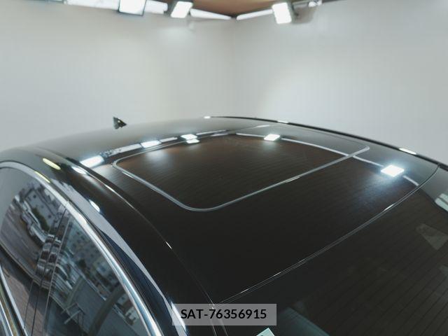 Lexus LS 2021-05 8100145-11