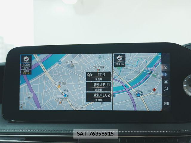 Lexus LS 2021-05 8100145-17