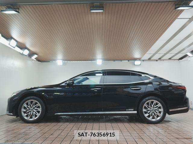 Lexus LS 2021-05 8100145-8