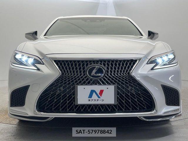 Lexus LS 2017-11 8131011-14