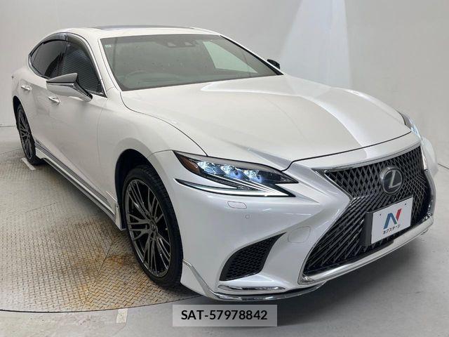Lexus LS 2017-11 8131011-16