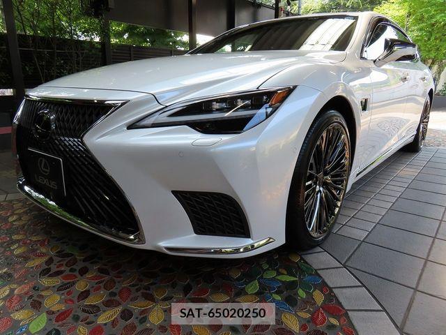 Lexus LS 2023-03 8158702-11