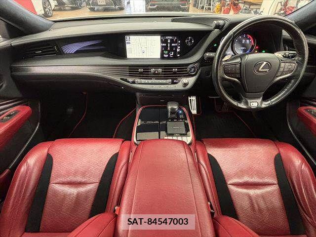 Lexus LS 2017-10 8208388-2