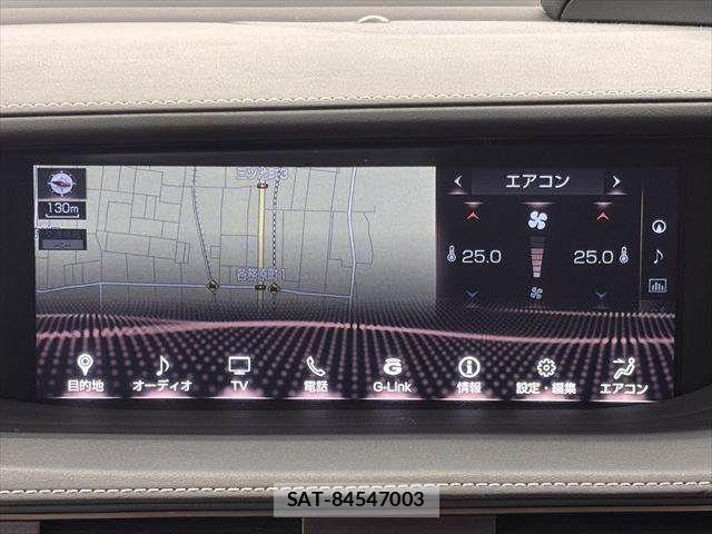 Lexus LS 2017-10 8208388-5