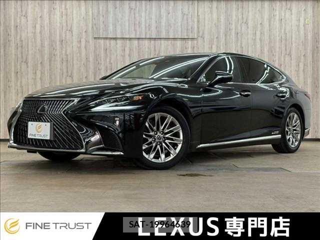 Lexus LS 2018-03 8208389-0