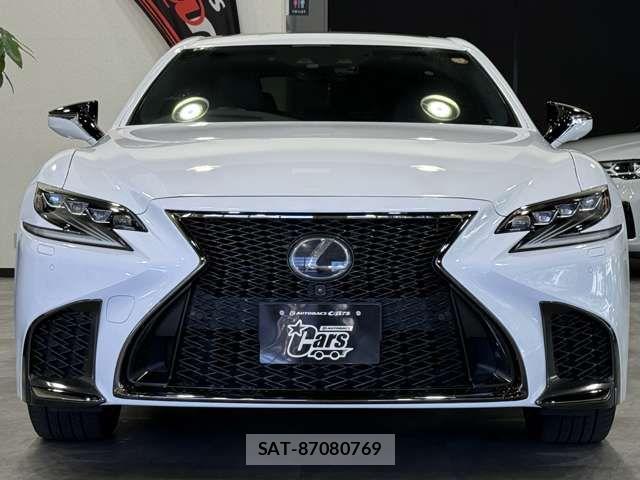 Lexus LS 2018-01 8245726-3