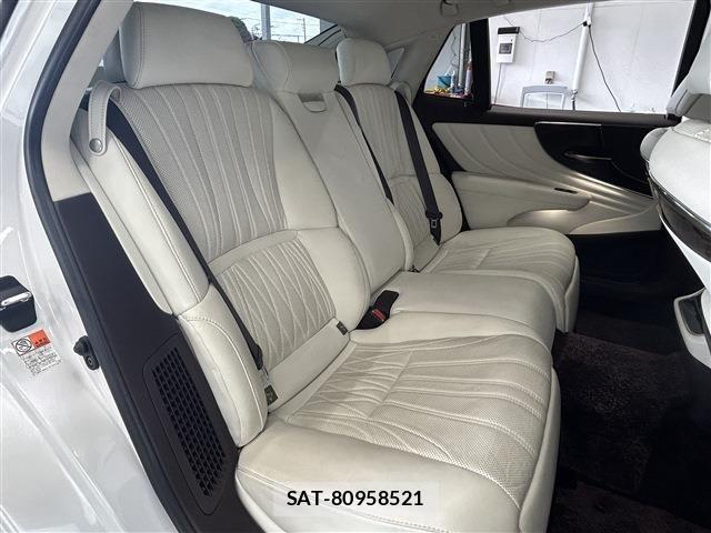 Lexus LS 2018-05 8315193-22