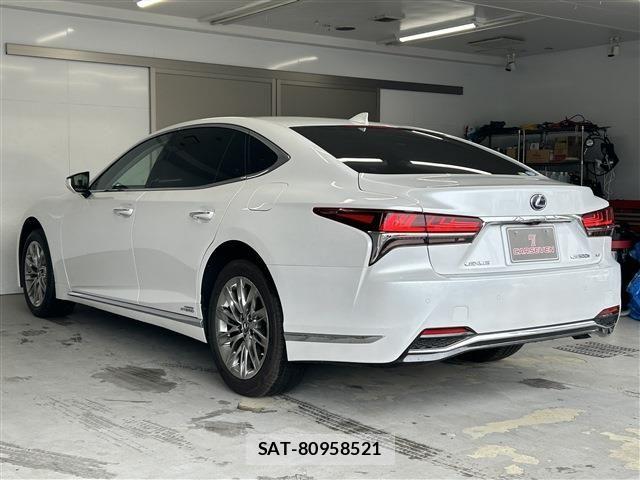 Lexus LS 2018-05 8315193-5