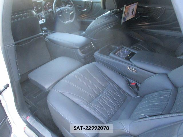 Lexus LS 2021-11 8336565-13