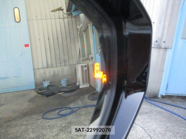 Lexus LS 2021-11 8336565-29