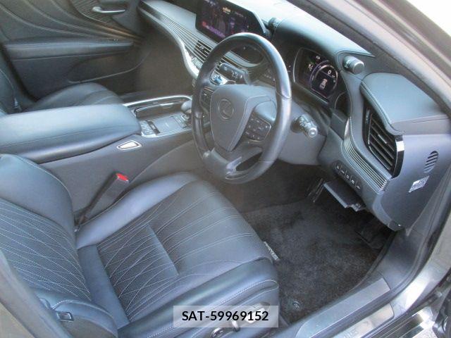 Lexus LS 2022-02 8336568-1