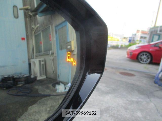 Lexus LS 2022-02 8336568-27