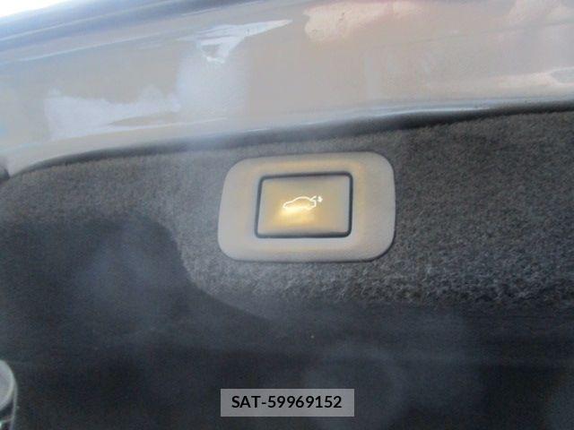 Lexus LS 2022-02 8336568-28