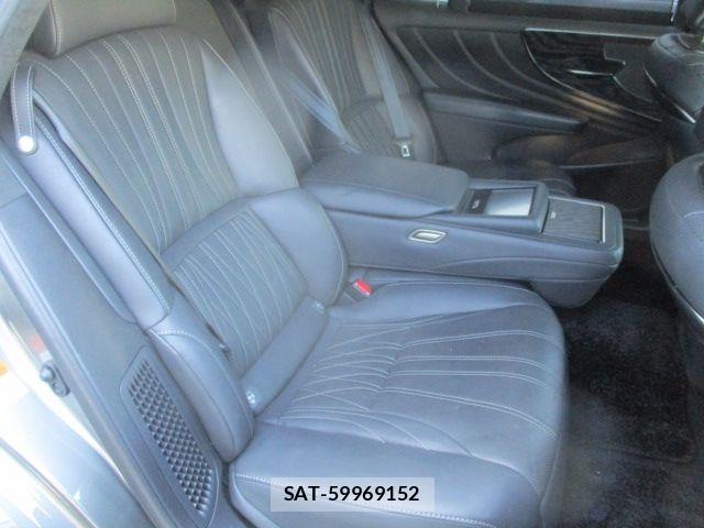 Lexus LS 2022-02 8336568-8