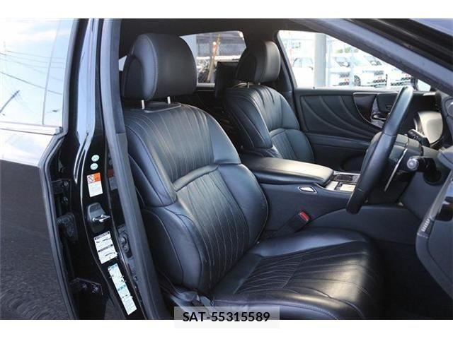 Lexus LS 2018-07 8336567-16