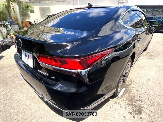 Lexus LS 2017-11 8366747-18
