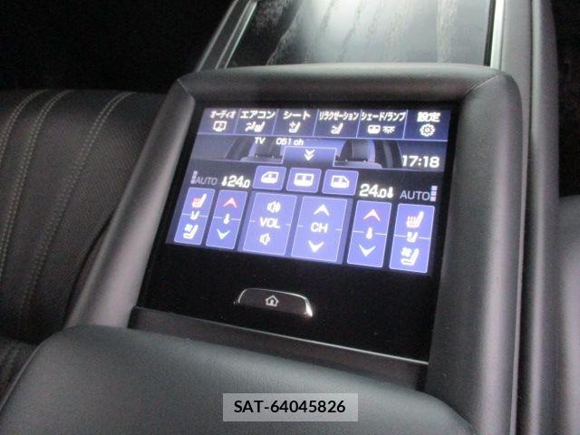 Lexus LS 2022-03 8366746-9