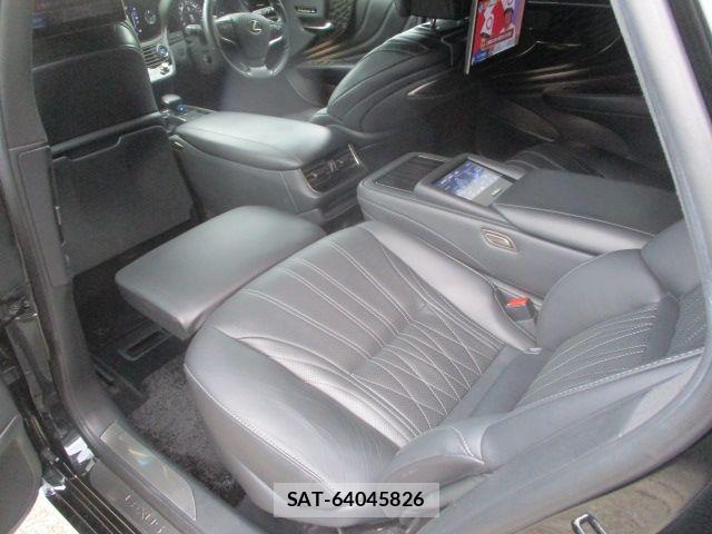 Lexus LS 2022-03 8366746-13