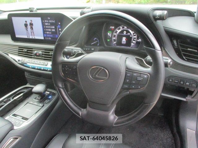 Lexus LS 2022-03 8366746-20