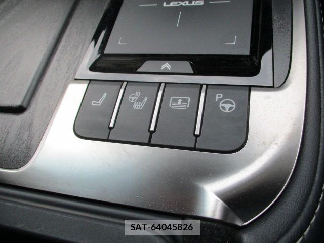 Lexus LS 2022-03 8366746-21