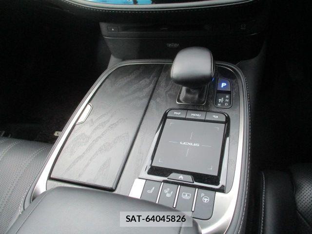 Lexus LS 2022-03 8366746-22