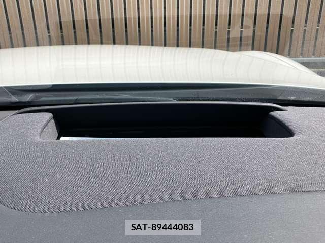 Lexus LS 2021-11 8366743-29