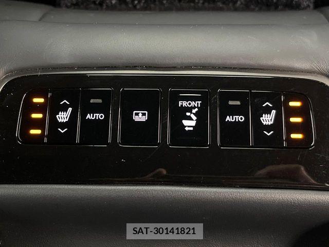 Lexus LS 2018-03 8366745-3