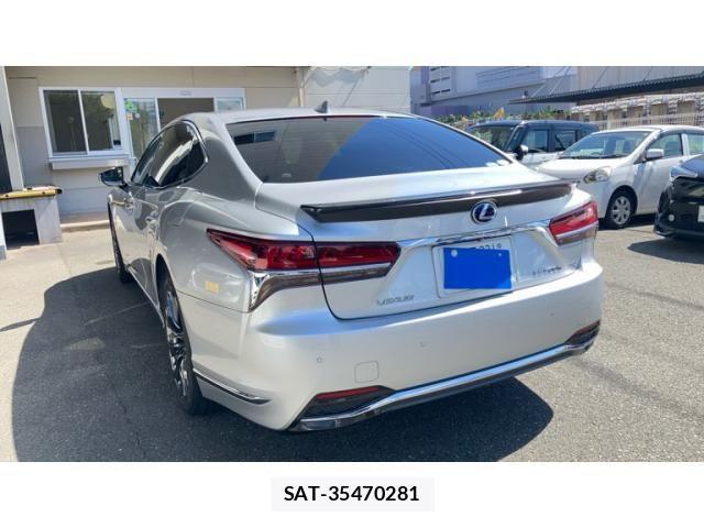 Lexus LS 2017-11 8457806-3