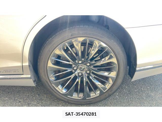 Lexus LS 2017-11 8457806-7