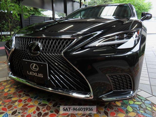 Lexus LS 2025-08 8525547-0