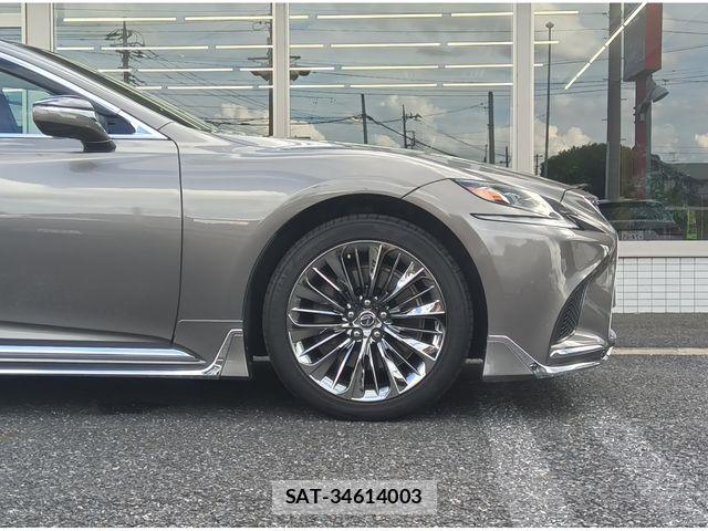 Lexus LS 2017-12 8525548-9