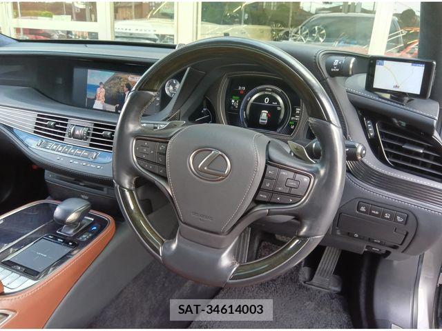 Lexus LS 2017-12 8525548-23